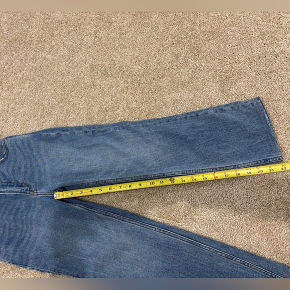 ABERCROMBIE & FITCH Ultra High Rise Ankle Straight Jean - Picture 6 of 11